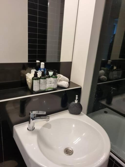 Collins St, Southern Cross, 2 Bd, Parking, Free Wifi Melbourne Bagian luar foto